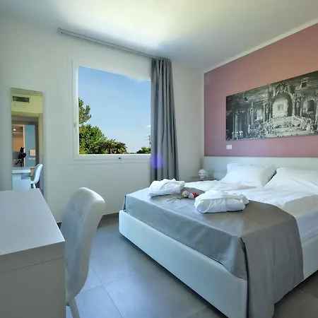 Готель Relais Clodia