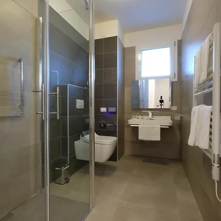 Relais Clodia Лацизе