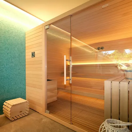 Relais Clodia Лацизе